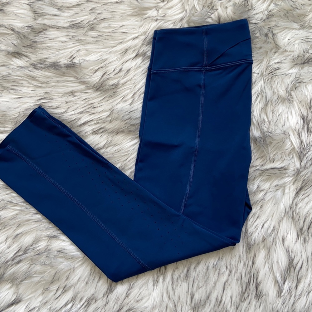 Under Armour Mirror Free Cut Cropped Leggings - Picture 3 of 11